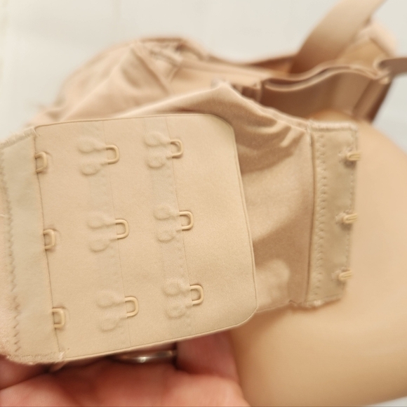 Skims Weightless Scoop 3D Woven Knit “Foam” Underwire Bra in Clay Tan Size 34H - Picture 10 of 16